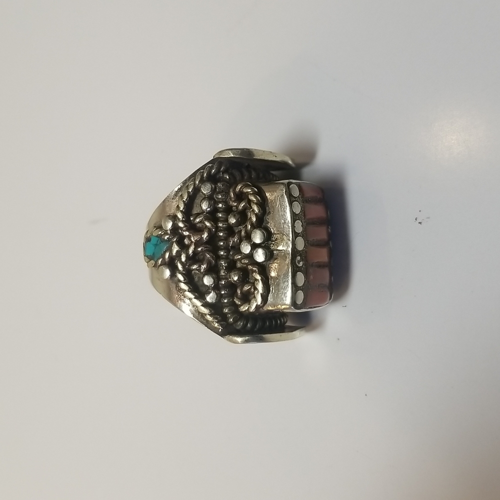Classy Ring Nwot - image 3